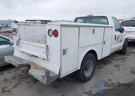 2000 Ford F-350 Lariat/Xl/Xlt from USA, damaged, VIN 1FTSF30L8YEB14930